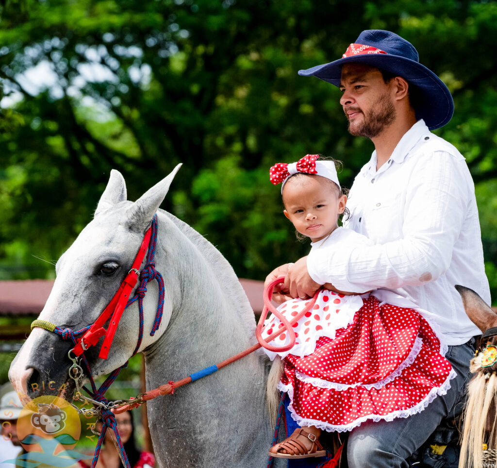 Father and Daughter on horseback  in the Independence Day parade Uvita Costa Rica 2025 Padre e hija a caballo en el desfile del Día de la Independencia Uvita Costa Rica 2025